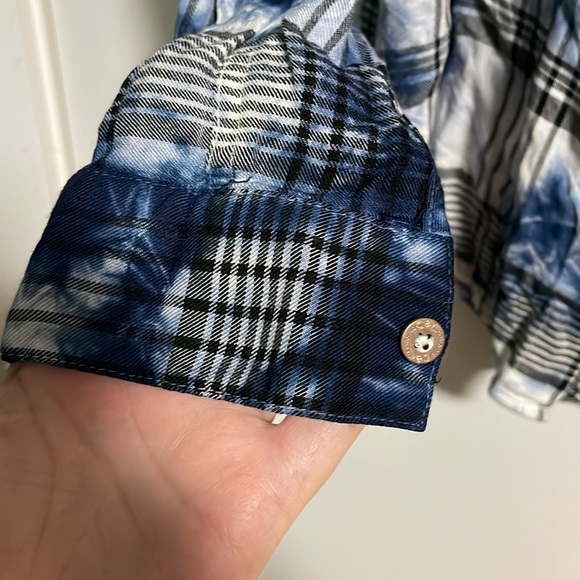 C&C California button down M - Picture 6 of 7